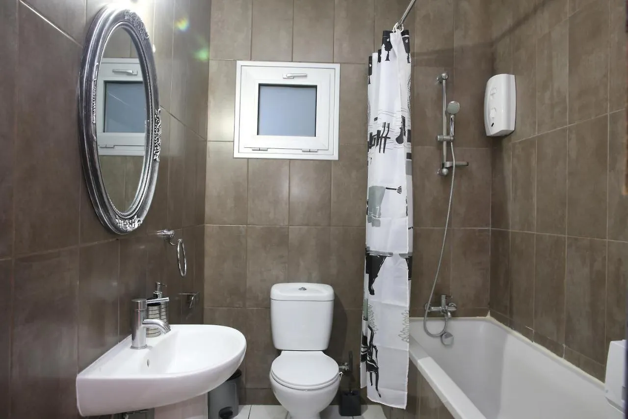 930M To Beach-2 Bedroom+Veranda-Perfect Located Larnaca Cipru